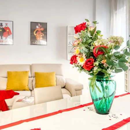 Guesthost - White Flat Bilo Di Design De Angeli Mailand